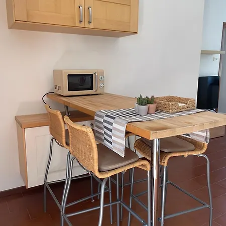 Gaia - A Due Passi Dal Centro Laveno-Mombello