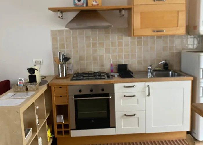 Gaia - A Due Passi Dal Centro 라베노-몸벨로